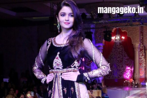 Alia Bhatt Dresses